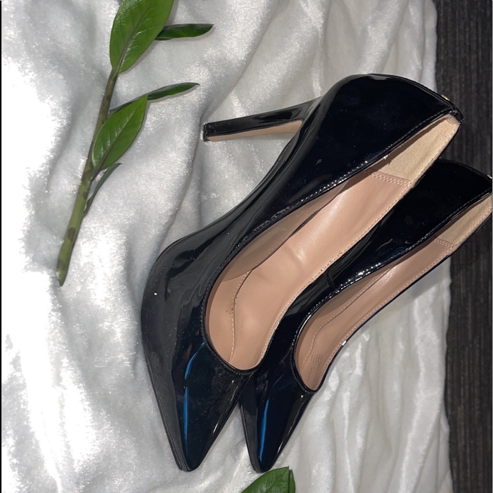 BCBG Black heels